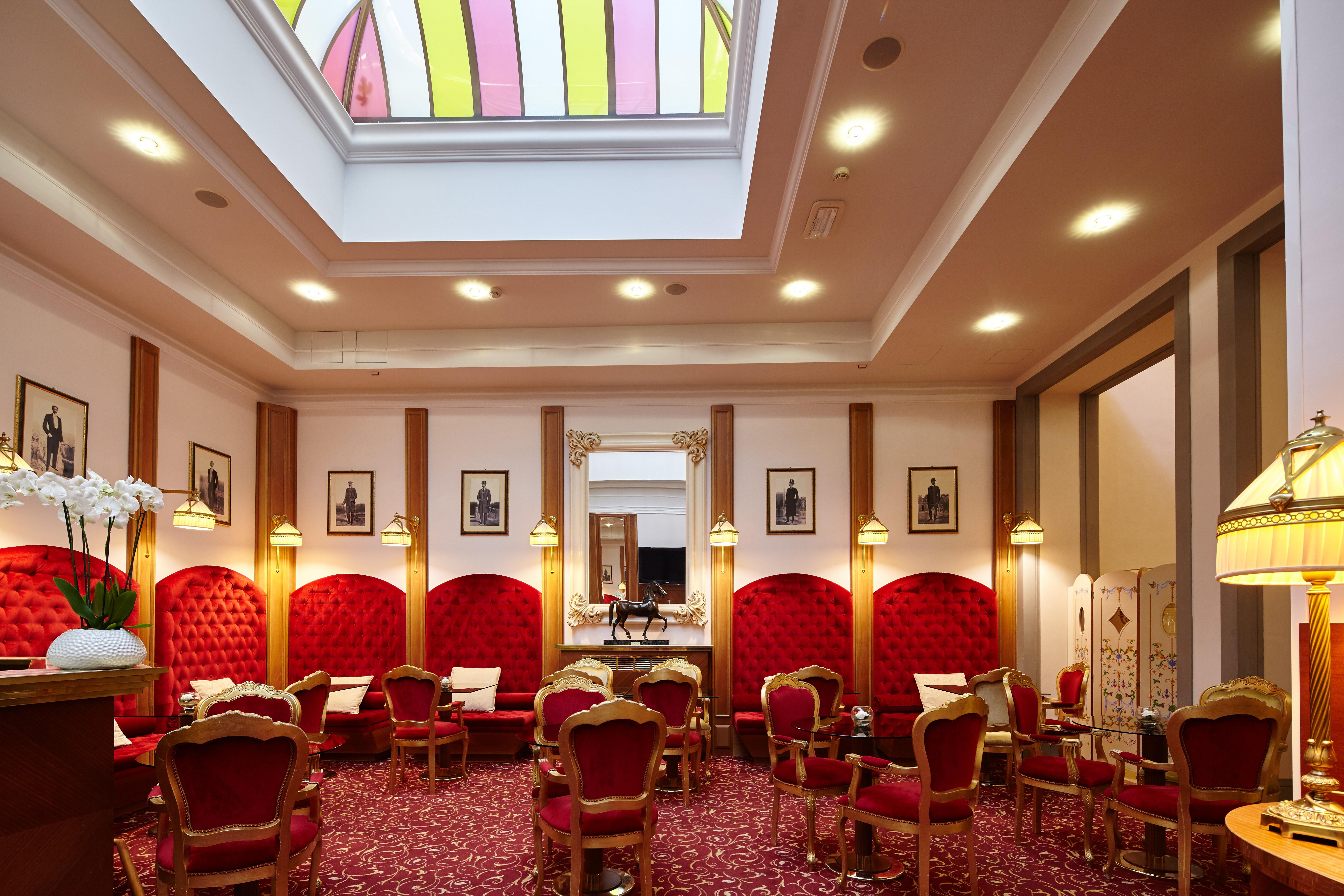 Golden Tower Hotel & Spa Firenze Kültér fotó The interior of the hotel
