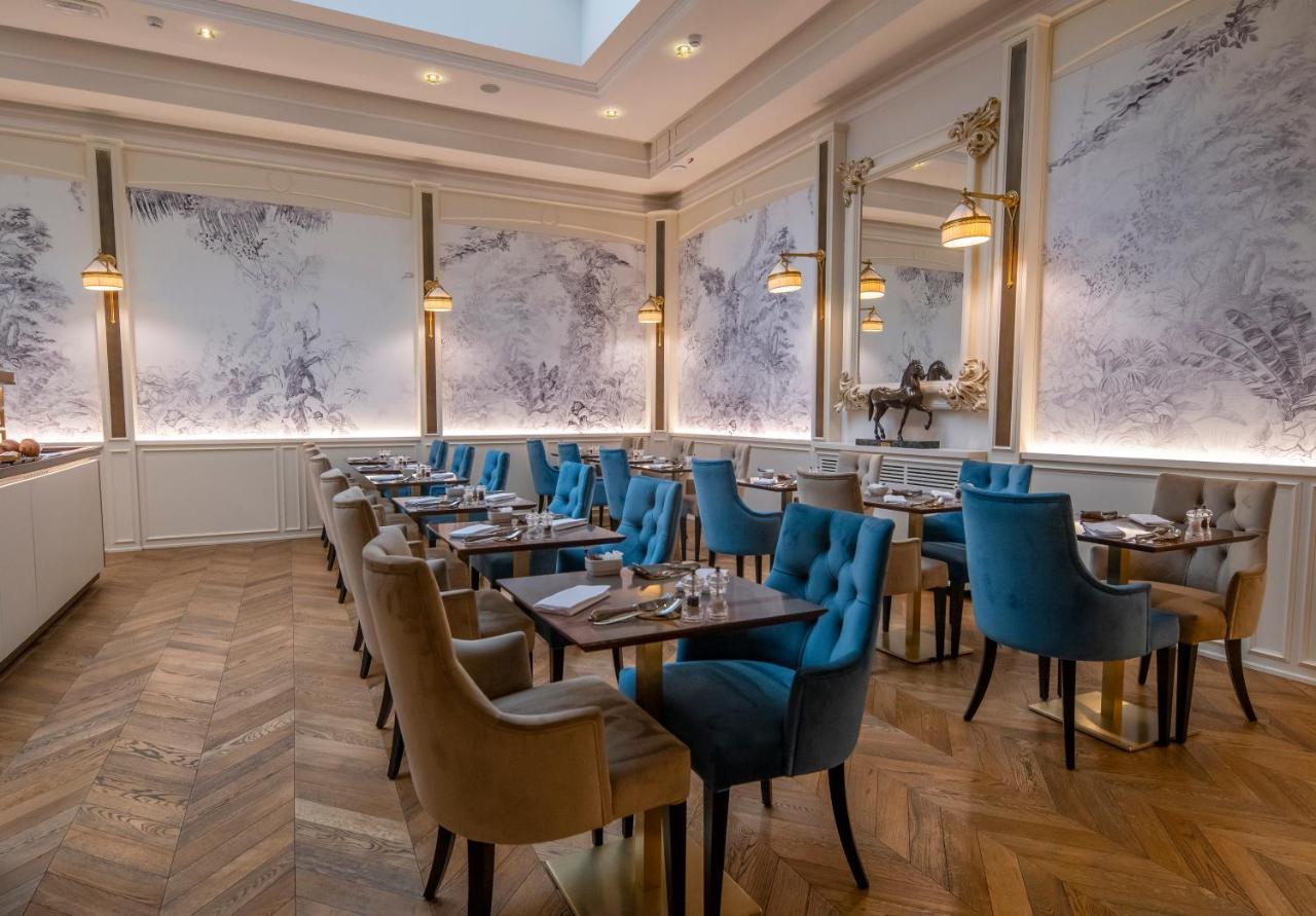 Golden Tower Hotel & Spa Firenze Kültér fotó The restaurant at The Ivy Temple Row